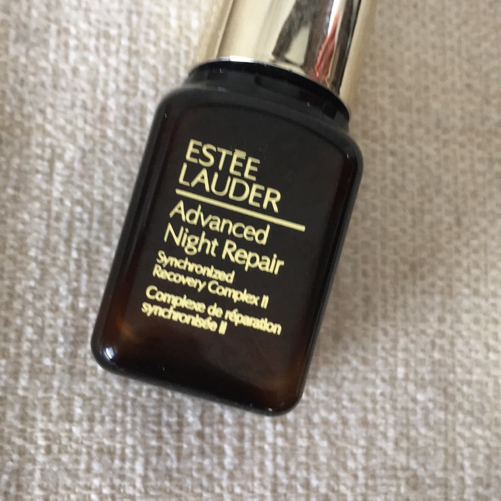 Advanced Night Repair - Picture 3 of 4